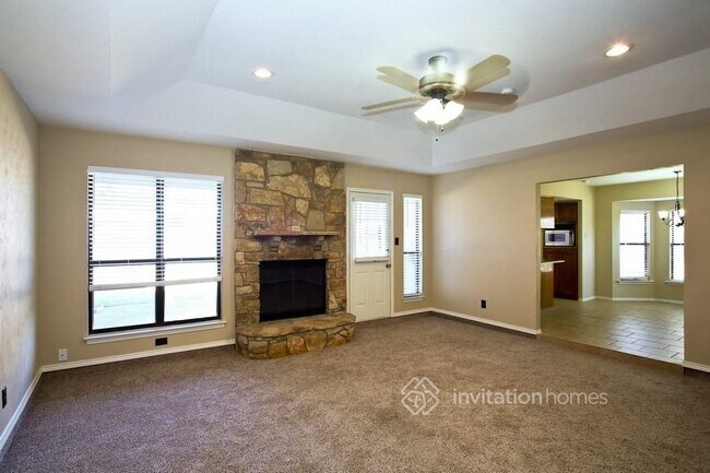 Foto del edificio - 6401 Highview Terrace
