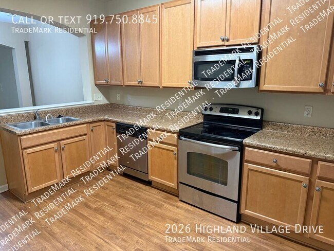 Foto del edificio - 2026 Highland Village Dr