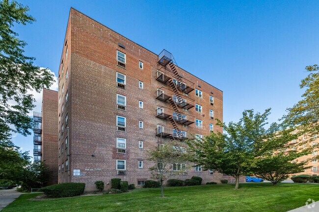Building Photo - Mainstay Cooperative