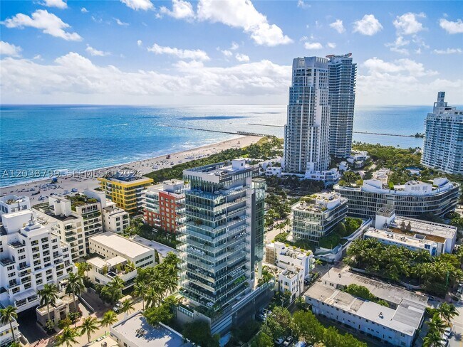 Foto del edificio - 120 Ocean 700