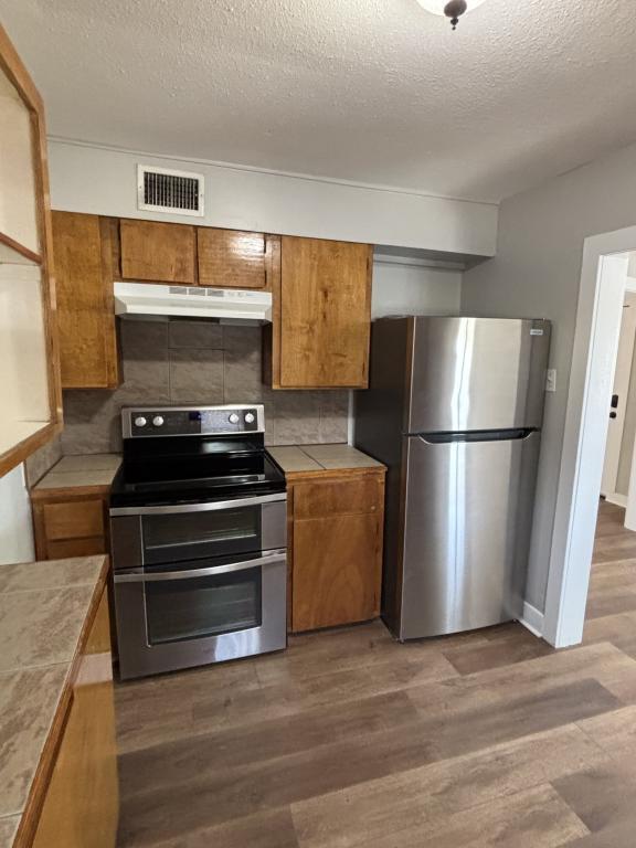 Foto del edificio - 337 S Whitney St