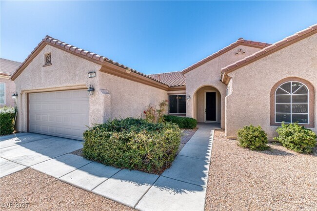 Foto del edificio - 2253 Laurel Heights Ln