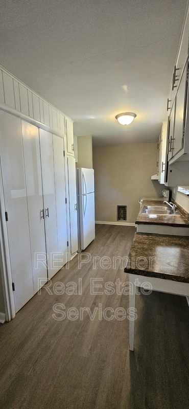 Foto del edificio - 1434 N Campbell Ave