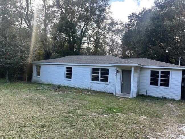 Building Photo - 4016 Marydale Dr