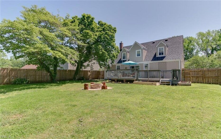 Foto del edificio - 7415 Yorktown Dr