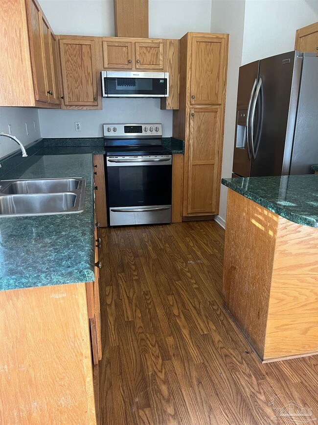 Building Photo - 2412 N 7th Ave