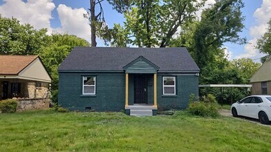 Building Photo - 1268 Poppen Cove