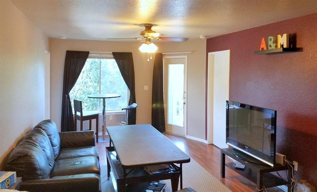 Foto principal - 519 Southwest Pkwy