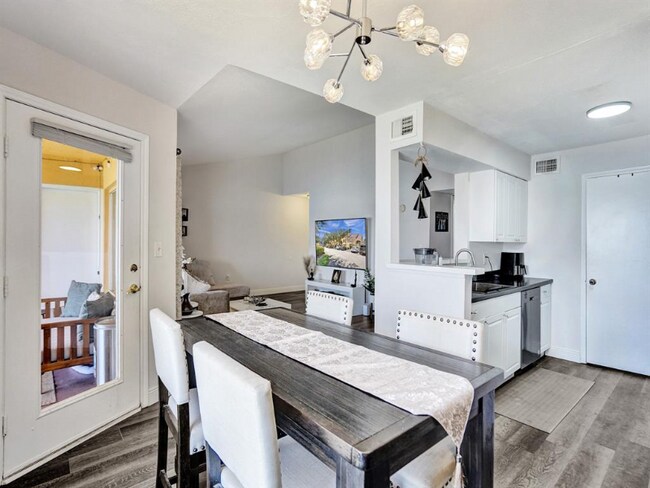 Building Photo - 2351 NW 33rd St