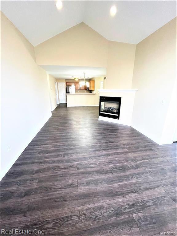 Foto del edificio - 4103 Cameron Cir