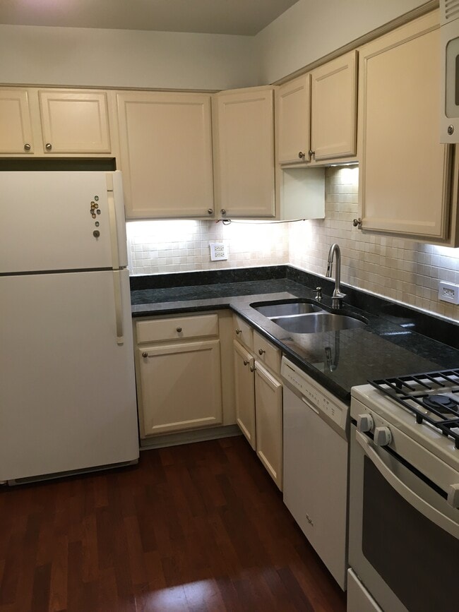 Foto del edificio - 1493 N Winslowe Dr