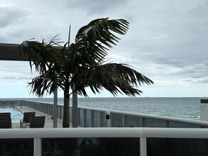 Building Photo - 16001 Collins Ave
