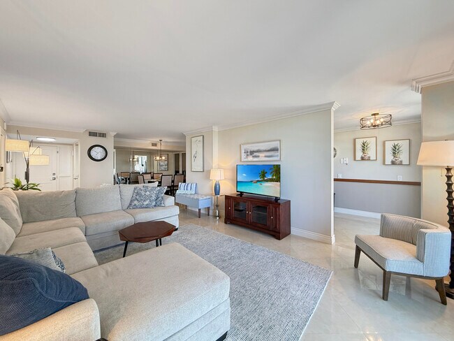 Foto del edificio - 3400 N Ocean Dr