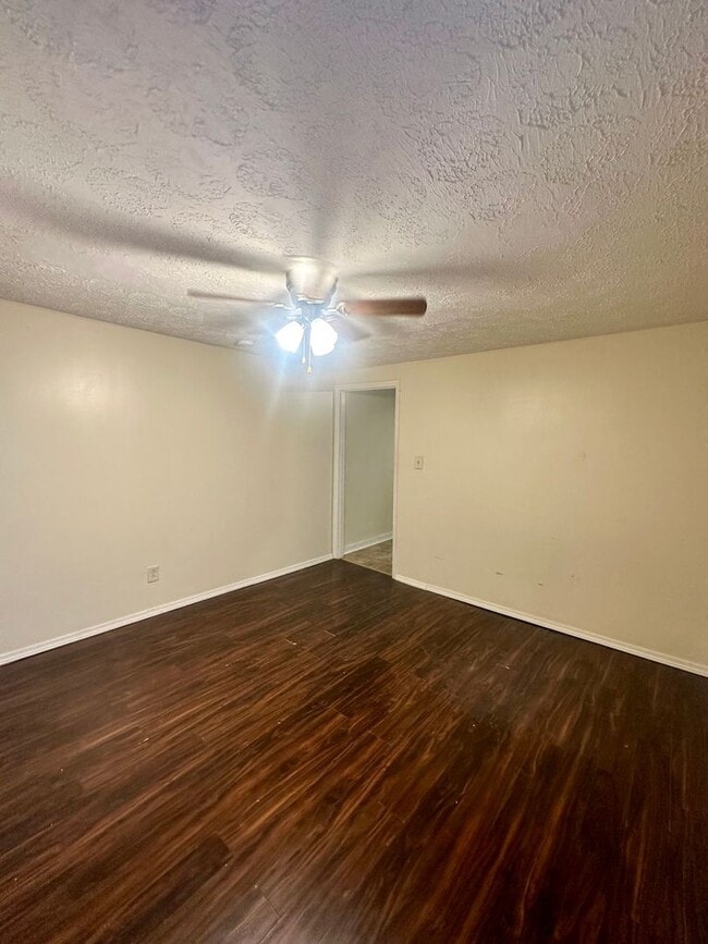 Building Photo - Pre-Leasing Now for Fall Semester 2026