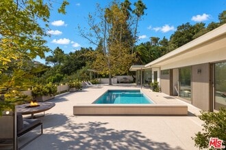 Building Photo - 3201 Oakley Dr