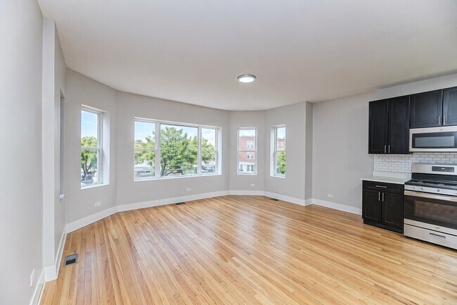 Foto del edificio - 7944 S Ellis Ave
