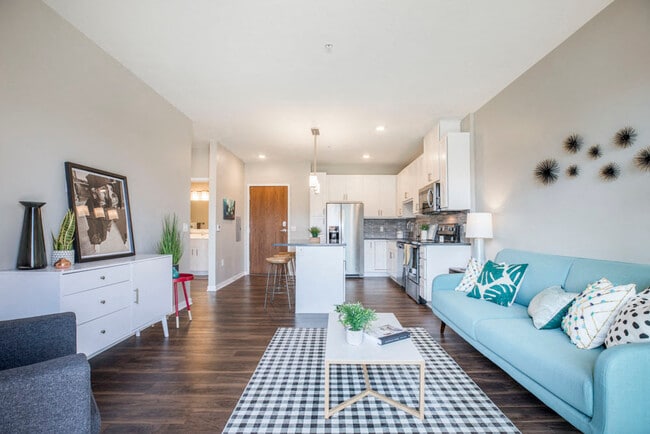Building Photo - Ascend at Woodbury