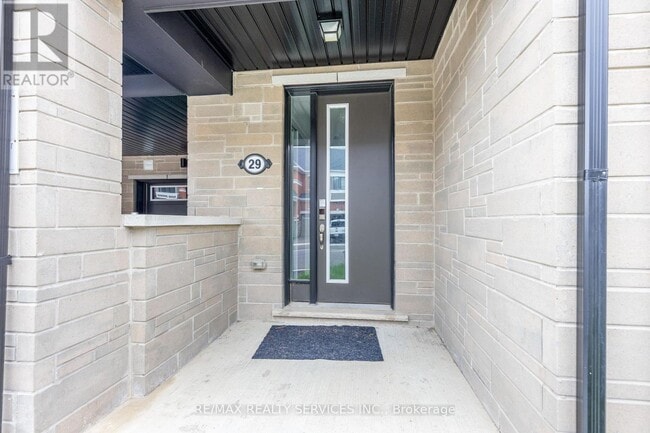 Building Photo - 29 Keppel Cir