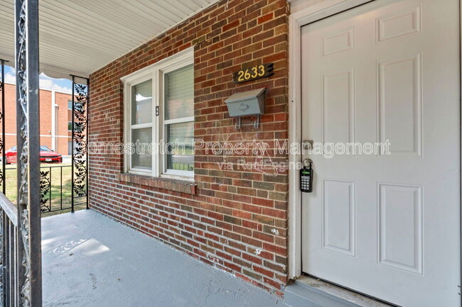 Building Photo - 2633 Avie Dr