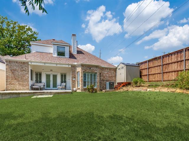 Foto del edificio - 9138 Valley Chapel Ln