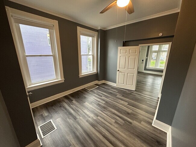 Foto del edificio - 3318 Graydon Ave