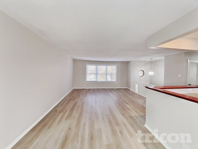 Building Photo - 14 Long Branch Ct