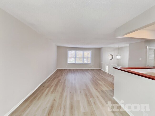 Foto del edificio - 14 Long Branch Ct