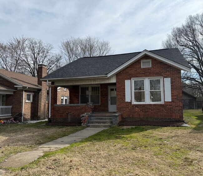 Foto del edificio - 113 Highland Ave