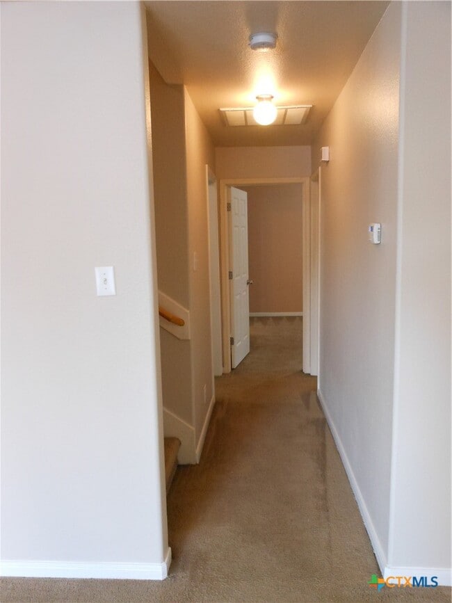 Building Photo - 312 Sparrow