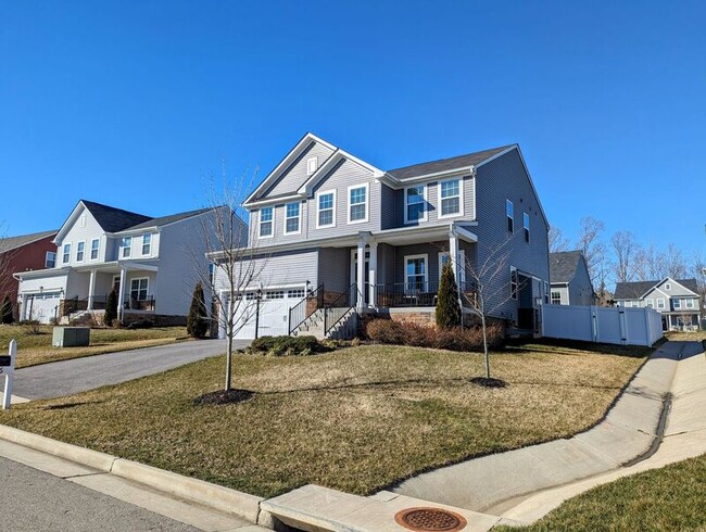 Building Photo - 3836 Knighton Cir