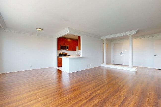 Interior Photo - Dorchester