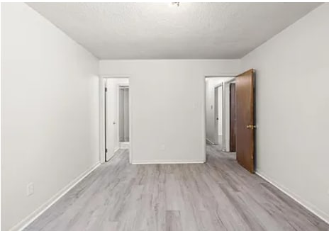 Building Photo - 504 Mimi Ln