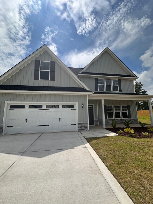 Foto principal - 341 Edwinstowe Ave