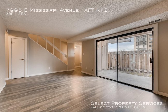 Foto del edificio - 7995 E Mississippi Ave