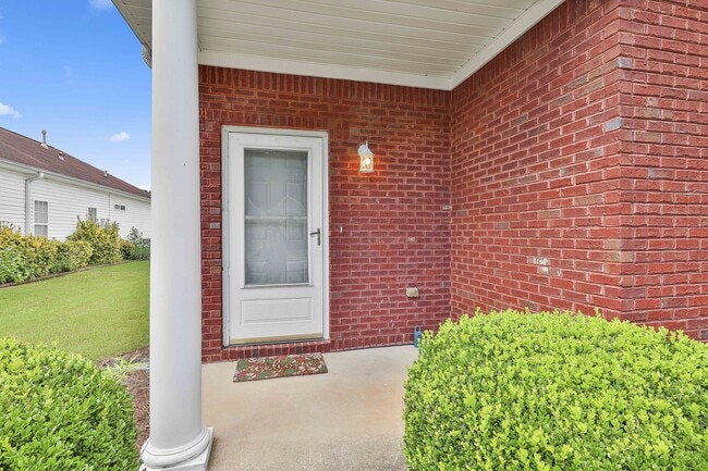 Building Photo - 440 Autumn Glen Cir