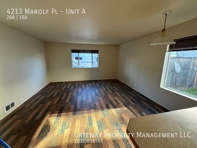 Foto del edificio - 4213 Marolf Plaza