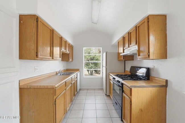 Building Photo - 10969 Duke Snider Cir