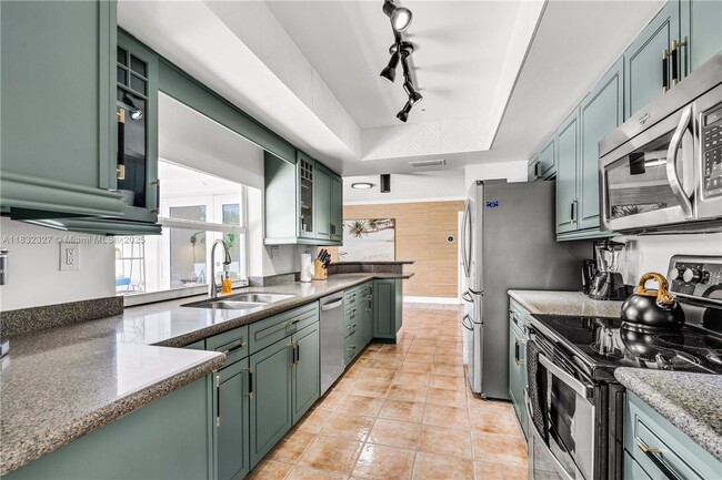 Foto del edificio - 6421 NE 22nd Ave