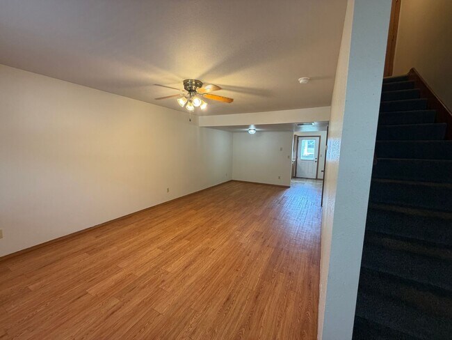 Building Photo - 20304 Skyview Dr