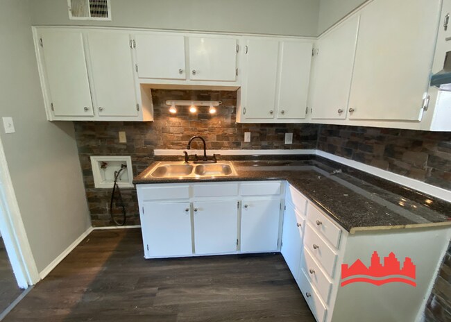 Foto del edificio - 4016 Trevathan Cir