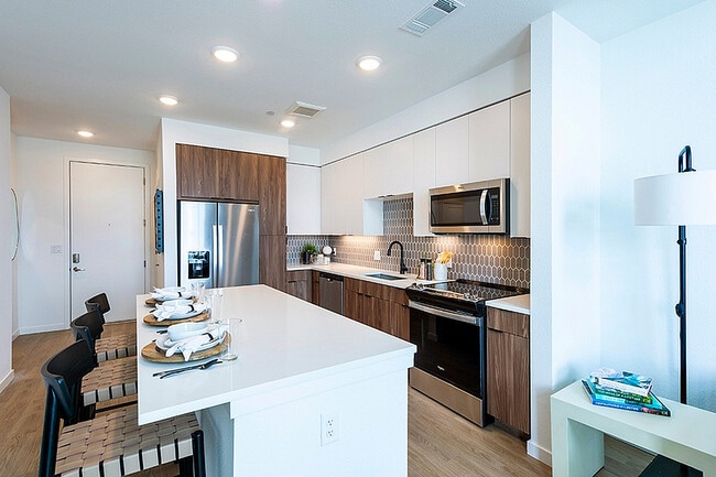 Peakview-Unit-Photo - Atlas Peakview
