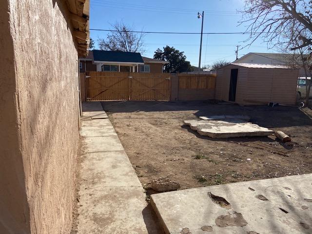 Building Photo - 1011 W Castillo Ave