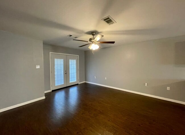 Building Photo - 2311 Ave G