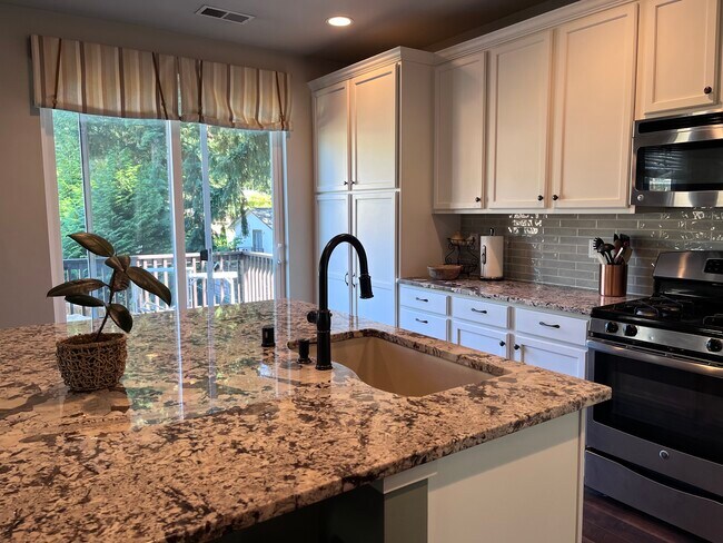 Foto del edificio - 1502 Hudson St NW
