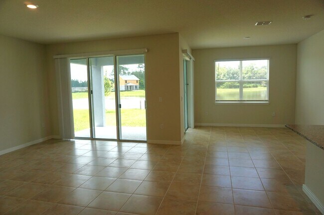 Building Photo - 5060 Sparkling Water Wy