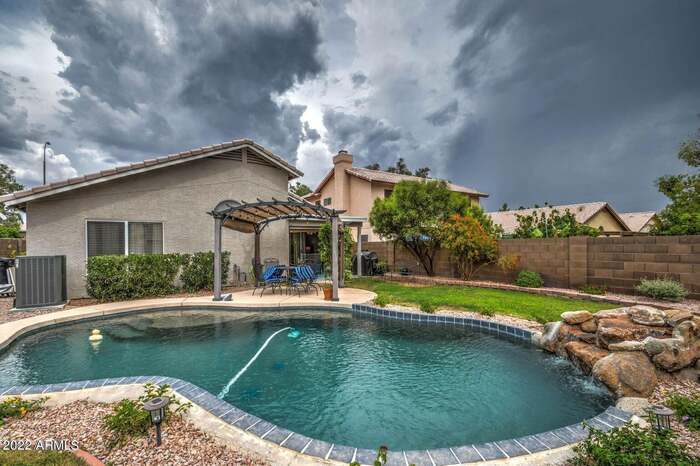 Primary Photo - GREAT Chandler Home