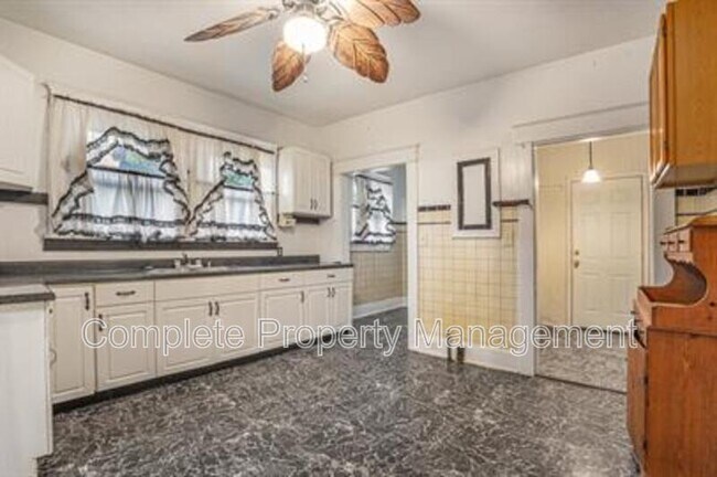 Foto del edificio - 728 41st St