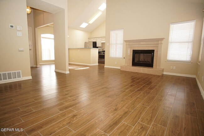 Building Photo - 11831 Vere Leasure Dr