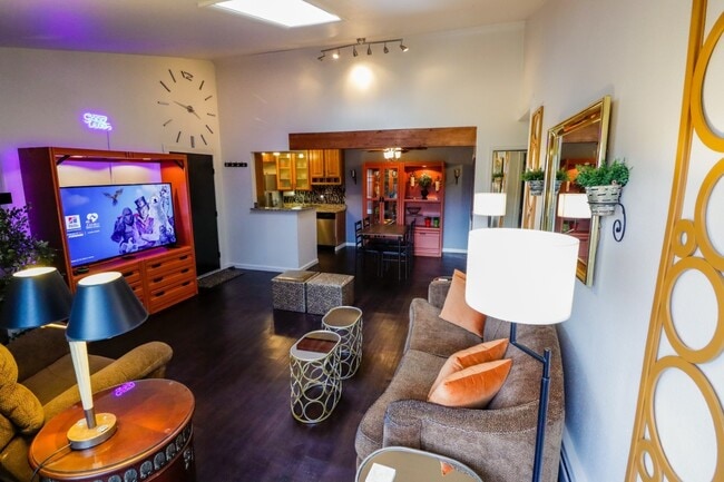 Photo - 10150 E Virginia Ave Apartment