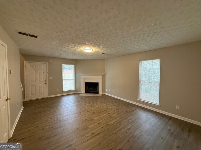 Building Photo - 9118 Dorsey Rd